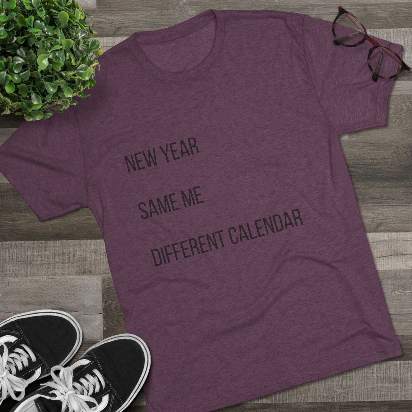 New Year Same Me Tee — Funny Minimalist New Year Graphic T-Shirt